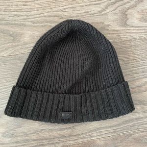 Hugo Boss men’s knit hat